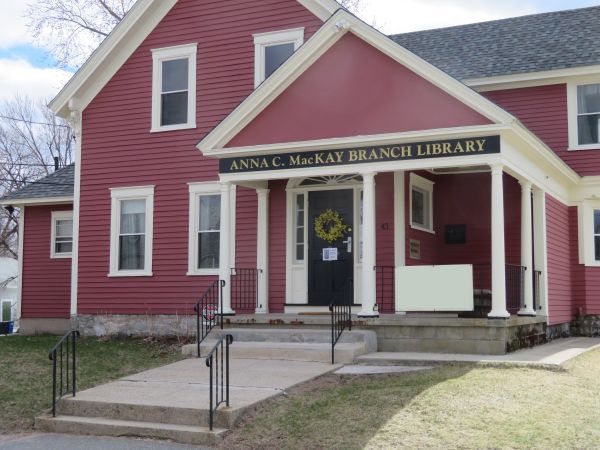 Photo of exterior of Mackay Branch Library